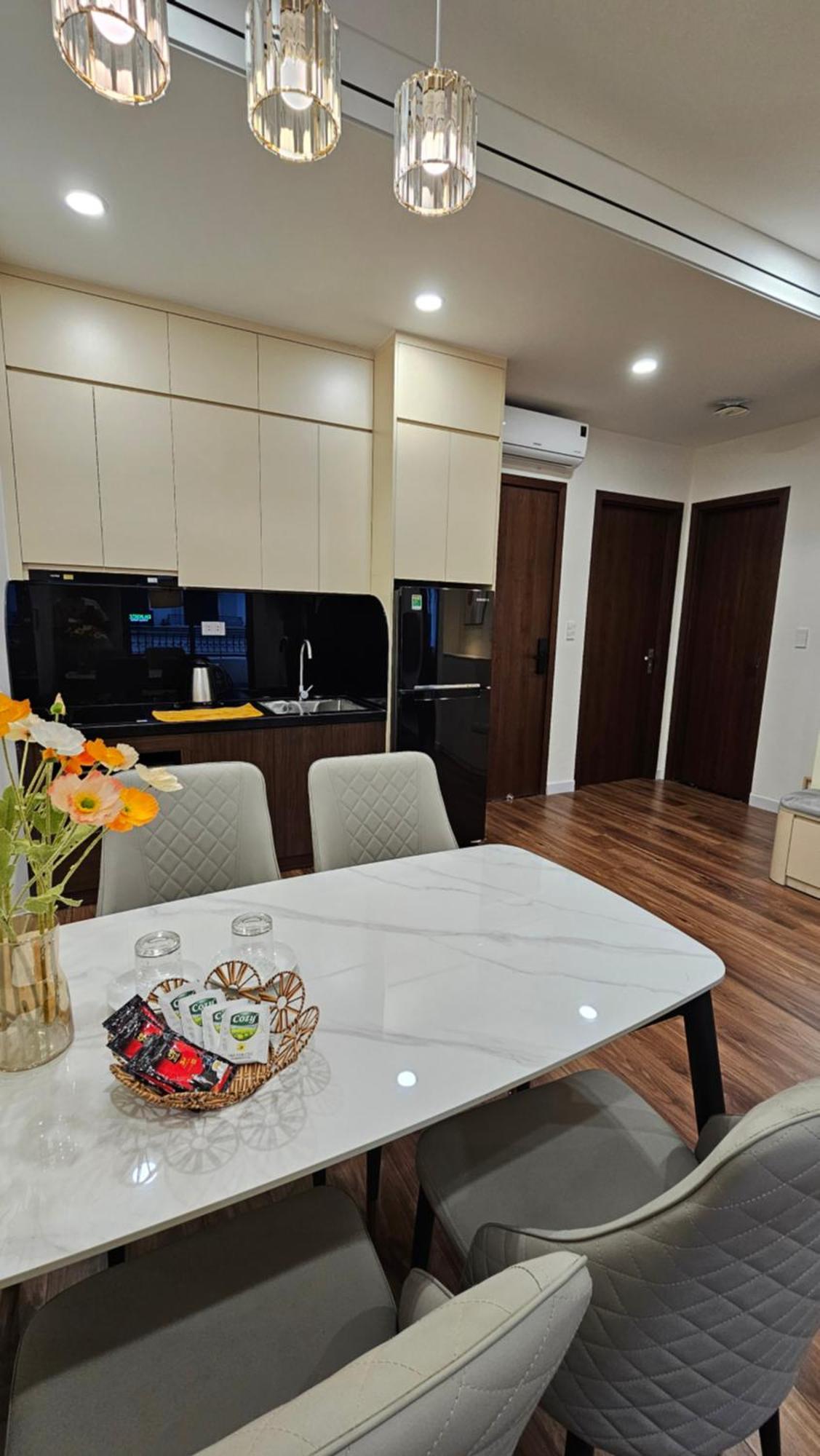 Tom Apartment - Vinhomes Marina Хайфонг Екстериор снимка